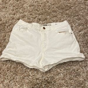 Zara trafaluc white jean shorts